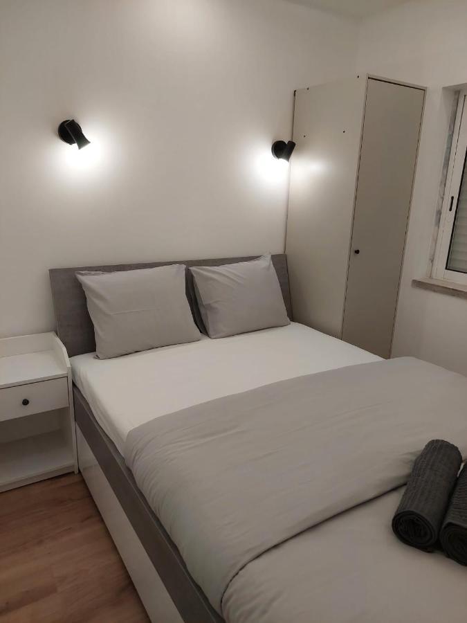 Lisbon South Bay Rooms Almada Eksteriør billede