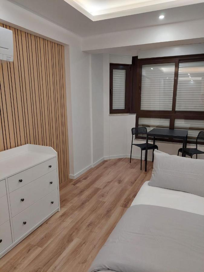 Lisbon South Bay Rooms Almada Eksteriør billede